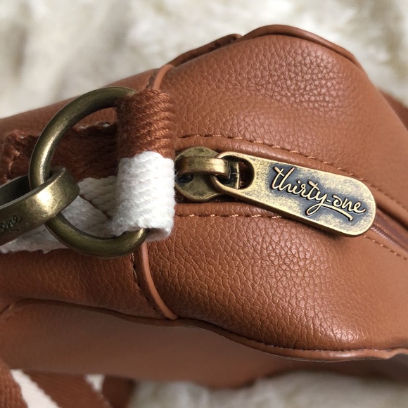 Thirty One Brown Vegan Leather Crossbody Brass Hardware - Picture 4 of 11